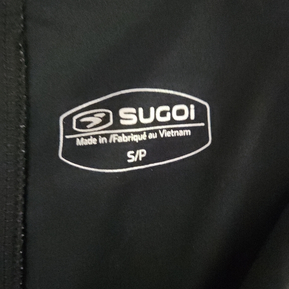 SUGOI Mobil Cycling Capri Pants black โ size small - Picture 9 of 10